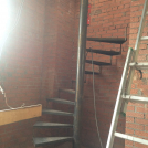 Процесс монтажа винтовой лестницы ведущей на колокольню.